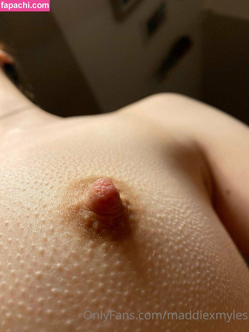 maddiexmyles / maddiembaileyy / missrebecca270 / princess-rae leaked nude photo #0189 from OnlyFans/Patreon