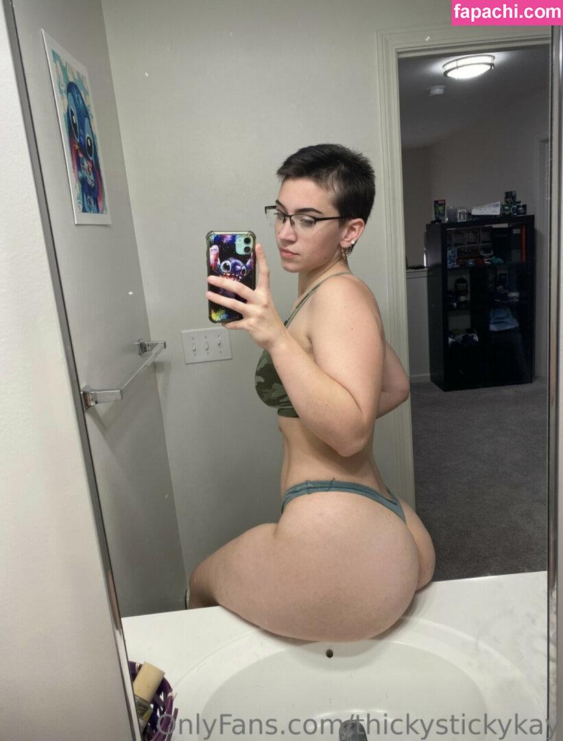 mama.claxton2.0 / kayla.claxton / thickystickykay leaked nude photo #0001 from OnlyFans/Patreon
