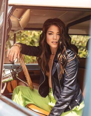 Marie Avgeropoulos leaked media #0009