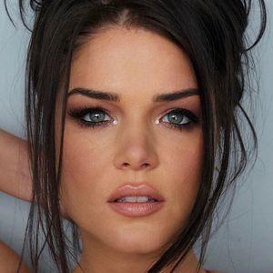 Marie Avgeropoulos avatar