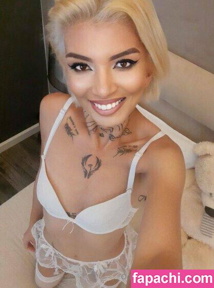 marrllaa leaked nude photo #0197 from OnlyFans/Patreon