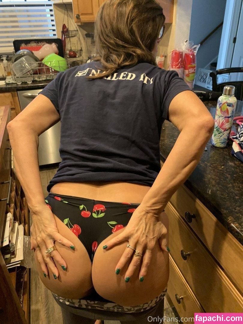 Mary Burke / milfmaryburke / sexymilfmary leaked nude photo #0115 from OnlyFans/Patreon