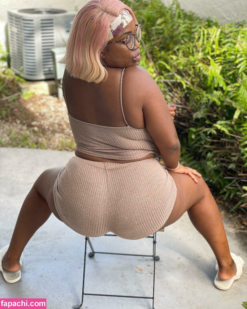 MaseratiXXX / clubmaseratixxx / kerrystayglam leaked nude photo #0018 from OnlyFans/Patreon