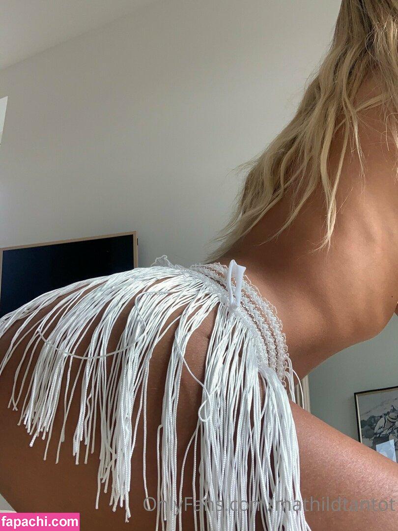 mathildtantot leaked nude photo #0151 from OnlyFans/Patreon