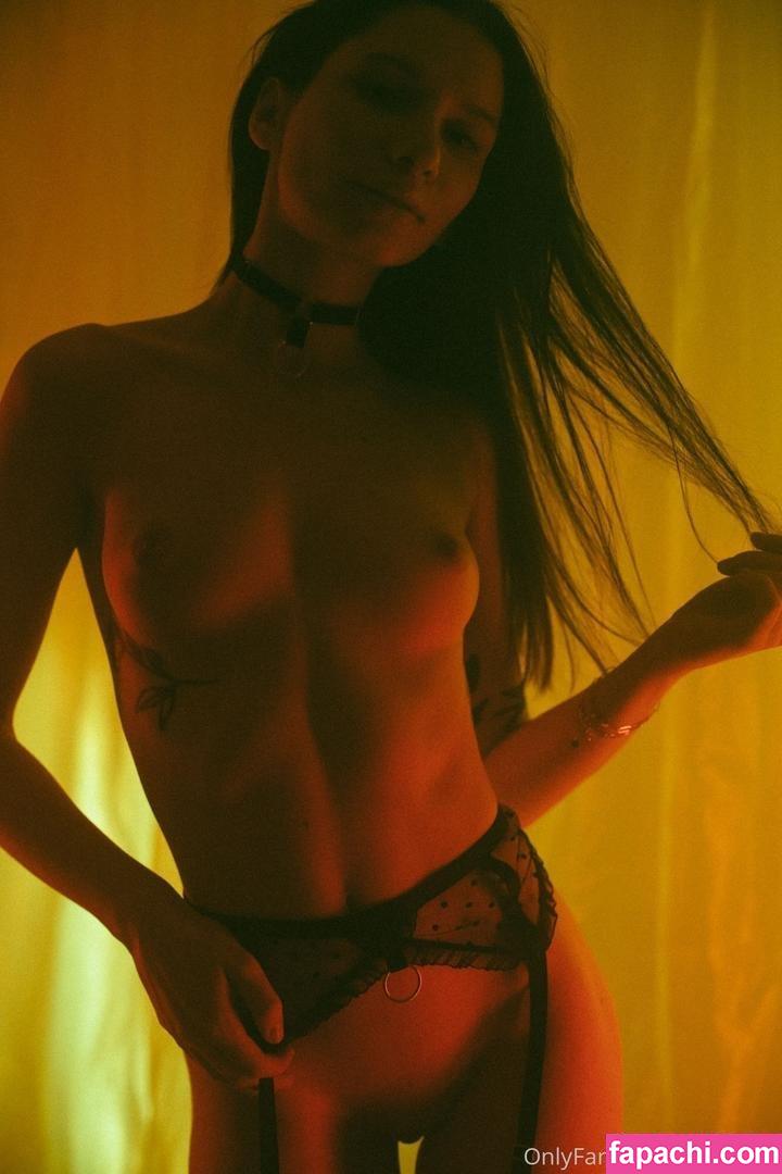 meneliza / meneliza__ leaked nude photo #0032 from OnlyFans/Patreon