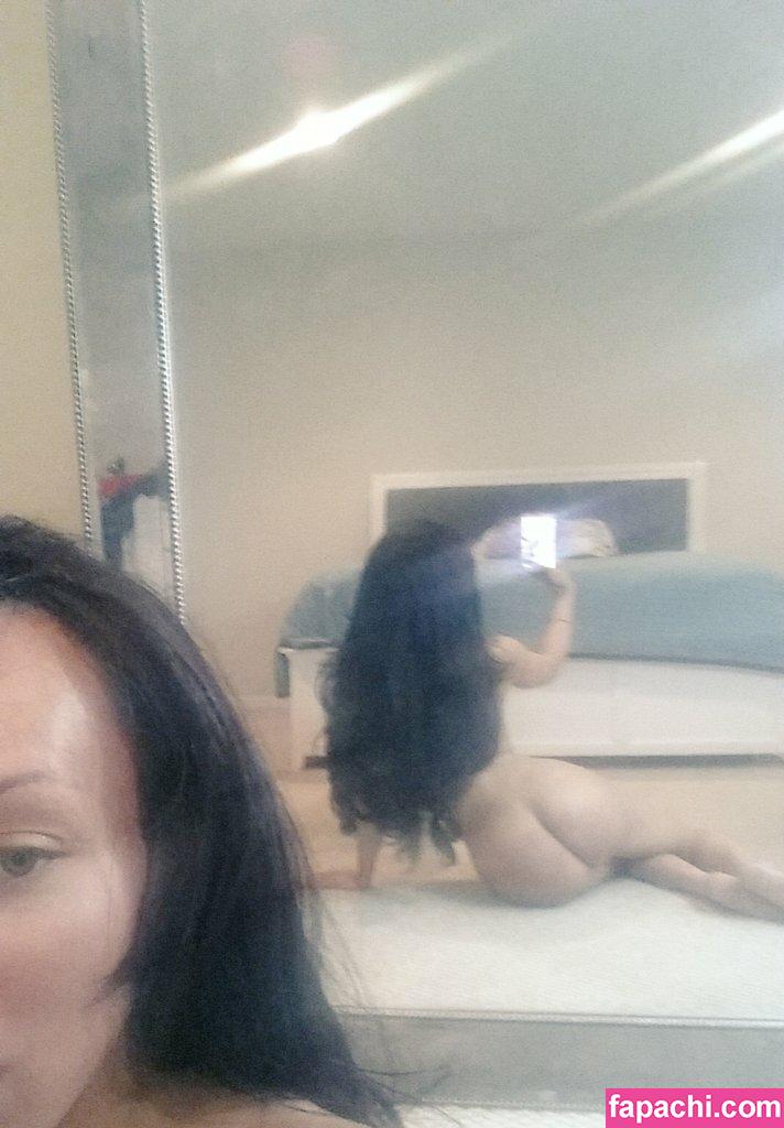 Mia Isabella / themiaisabella / theofficialmiaisabella leaked nude photo #0051 from OnlyFans/Patreon