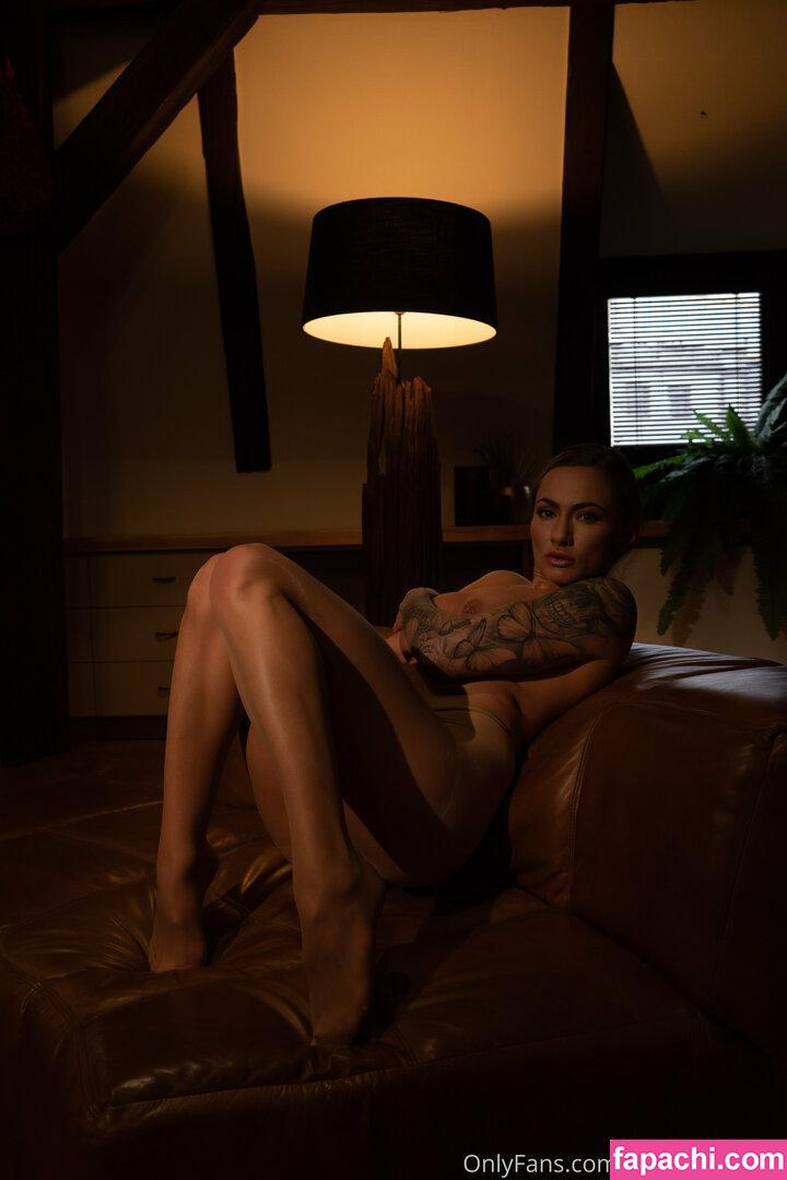 Michaela Isizzu / michaelaisizzu1 / waifubaobei leaked nude photo #0072 from OnlyFans/Patreon