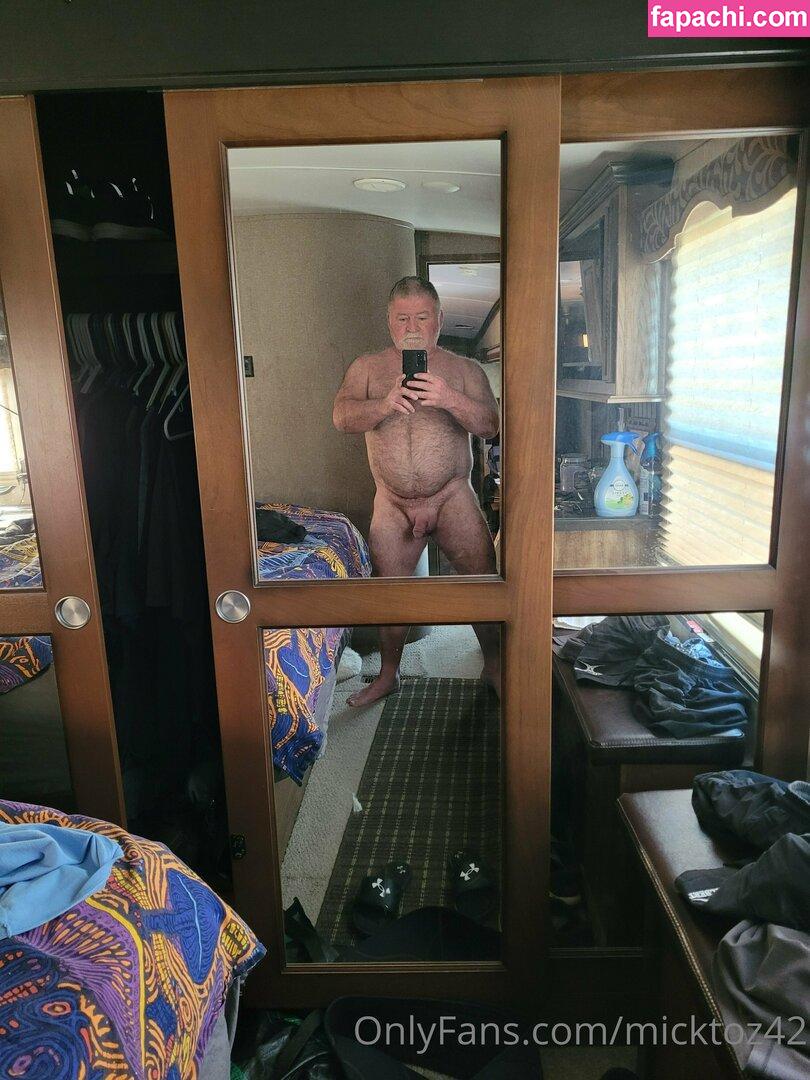 micktoz42 / michael_lozano0427 leaked nude photo #0005 from OnlyFans/Patreon