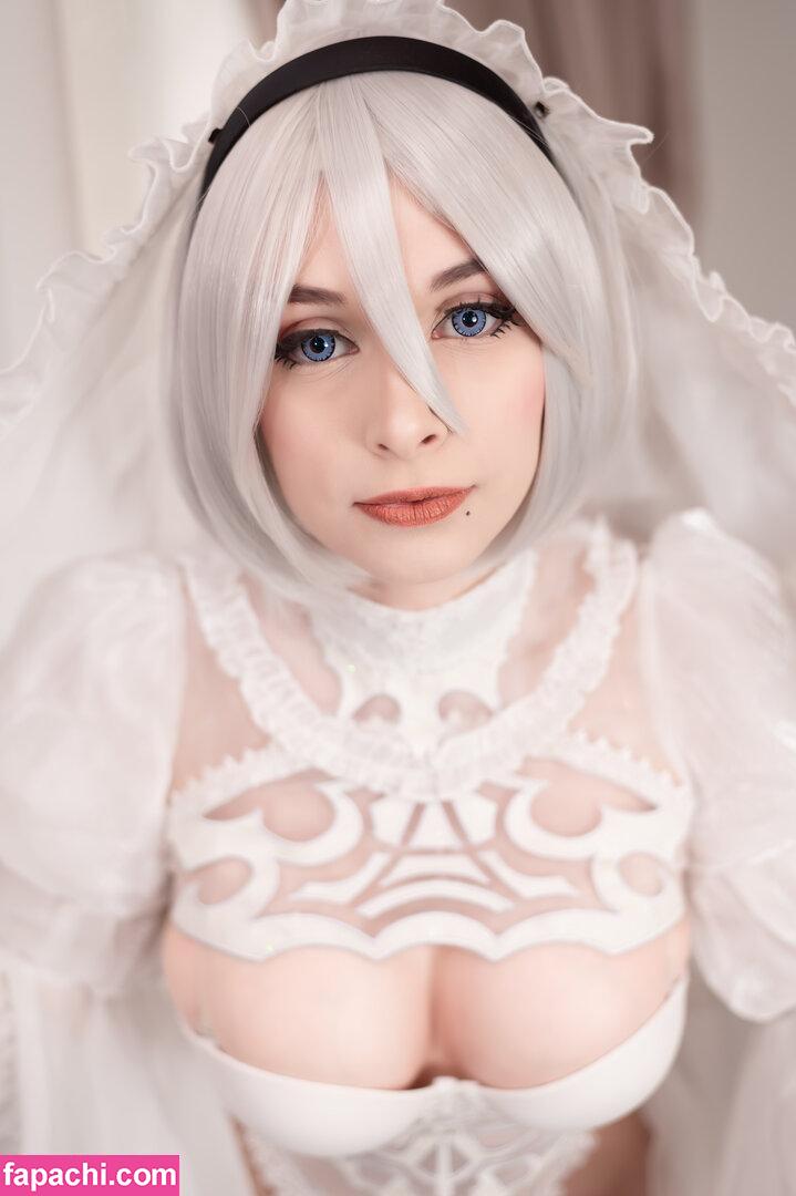 https://fapachi.com/models/m/i/miih-cosplay-1/1/full/miih-cosplay-1_0042.jpeg