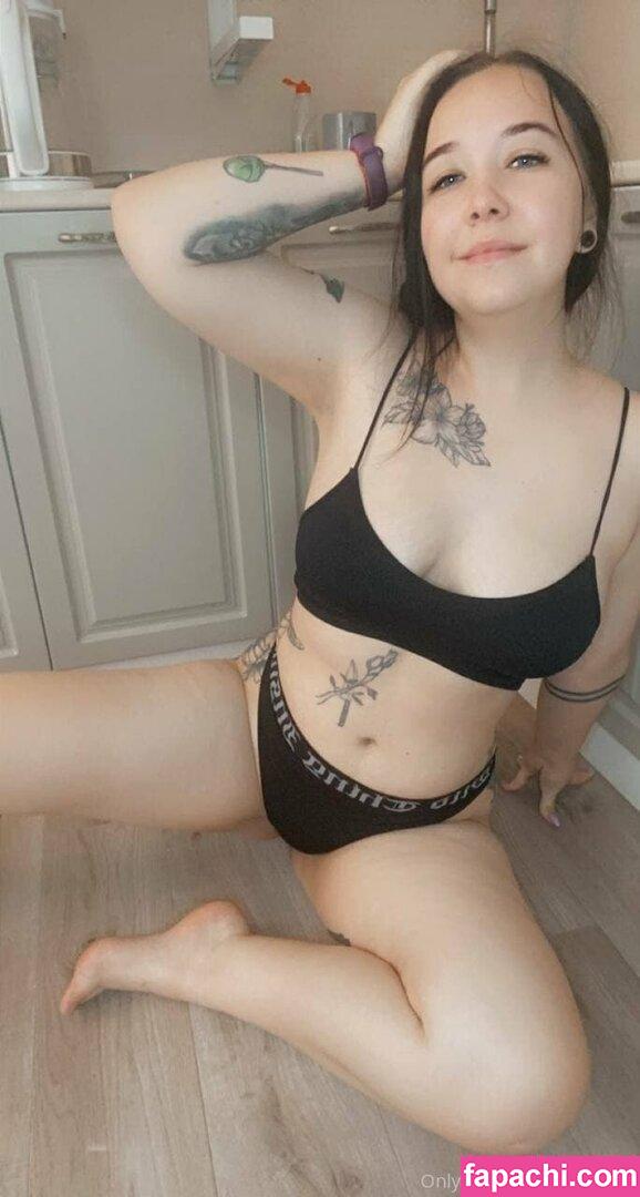 mila1cute / milacute18 leaked nude photo #0070 from OnlyFans/Patreon