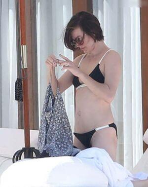 Milla Jovovich leaked media #0486