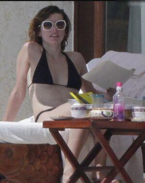 Milla Jovovich leaked media #0487