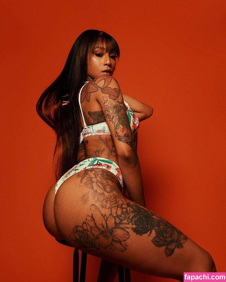 Mizz Twerksum / mizztwerksumoffical / theofficialmizztwerksum leaked nude photo #0099 from OnlyFans/Patreon