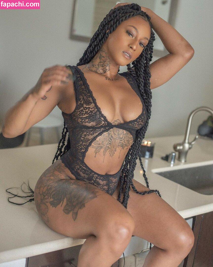 Mizz Twerksum / mizztwerksumoffical / theofficialmizztwerksum leaked nude photo #0127 from OnlyFans/Patreon