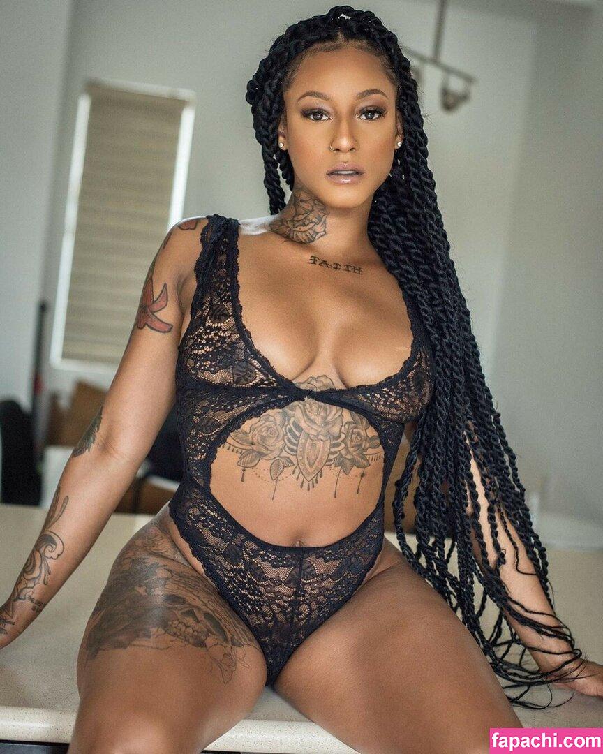 Mizz Twerksum / mizztwerksumoffical / theofficialmizztwerksum leaked nude photo #0128 from OnlyFans/Patreon