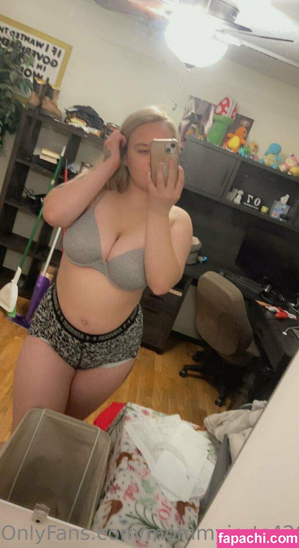 mommyjorts420 / mommyclapper69420 leaked nude photo #0063 from OnlyFans/Patreon