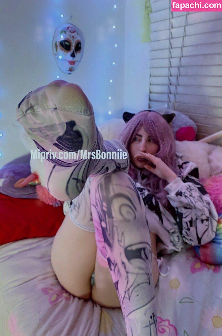 Mrs Bonniie / mrs boobnniie / mrsbonniie / mrsboobnniie leaked nude photo #0022 from OnlyFans/Patreon