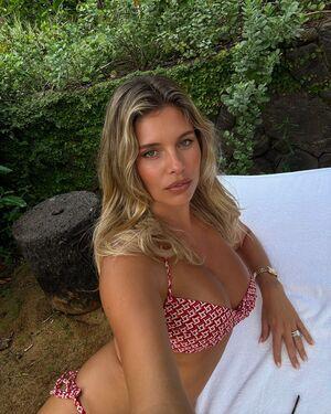 Natasha Oakley leaked media #0448