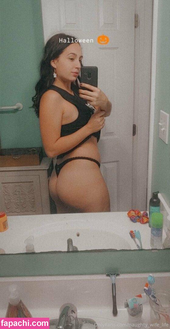 naughty_wife_life leaked nude photo #0049 from OnlyFans/Patreon