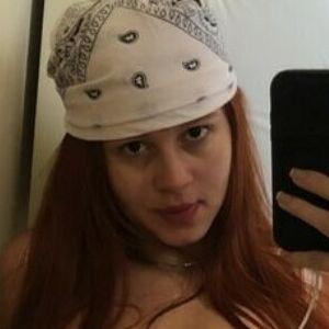 Nayra Kallinne avatar