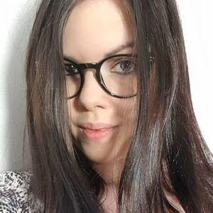 Nina Nightbloom avatar