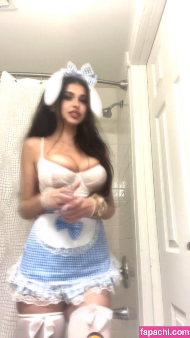 nutbust3d / freedanutbaby / vanessamatieu leaked nude photo #0008 from OnlyFans/Patreon