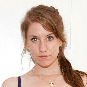 Olivia Pelton avatar