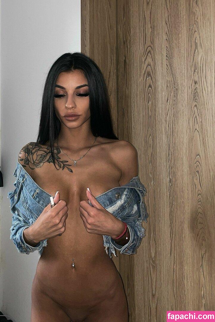 Pahi Patri / _patriciapahi / patri_pahi leaked nude photo #0014 from OnlyFans/Patreon