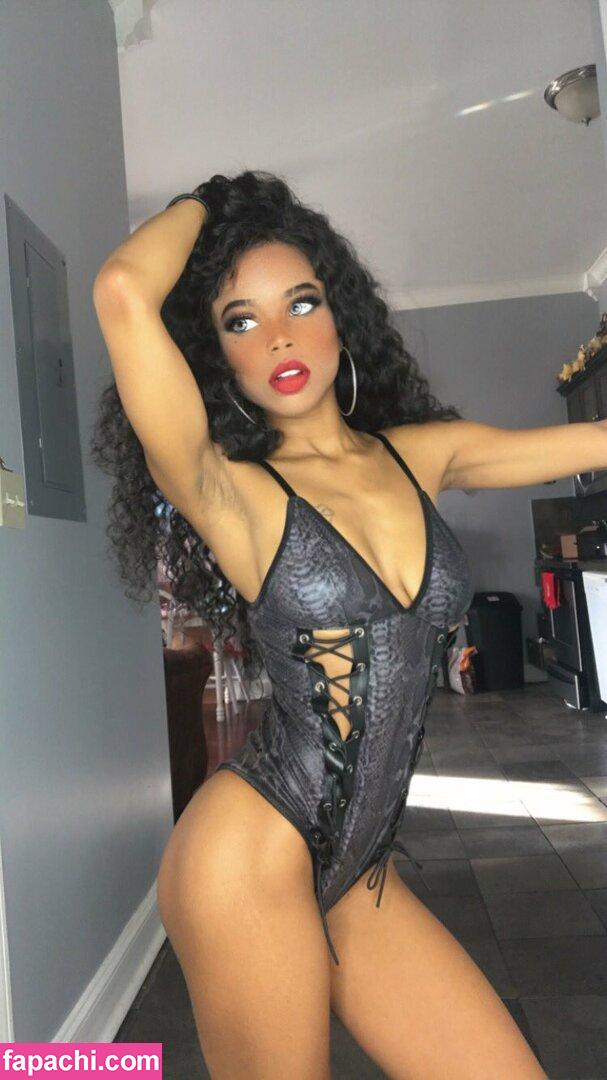 petitedoll23 / justimamendez23 / petite.doll leaked nude photo #0001 from OnlyFans/Patreon