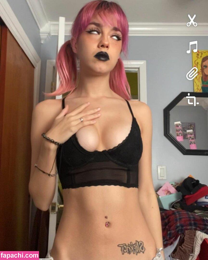 Petitegothgirl / Petitegothmaid / la.petite.goth.girl_ leaked nude photo #0009 from OnlyFans/Patreon