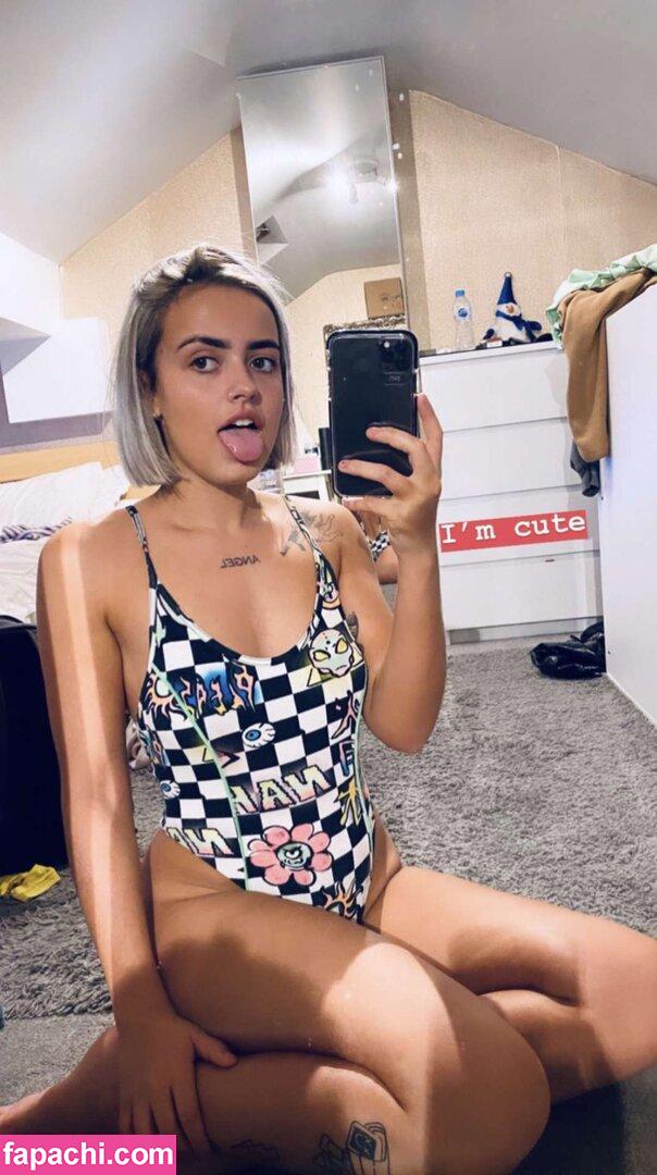 Poppinmolly04 leaked nude photo #0025 from OnlyFans/Patreon