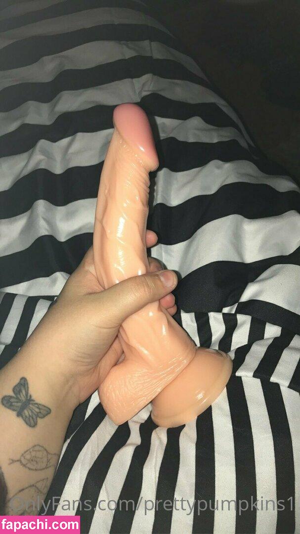 prettypumpkins1 / prettypumpkin_xx leaked nude photo #0035 from OnlyFans/Patreon