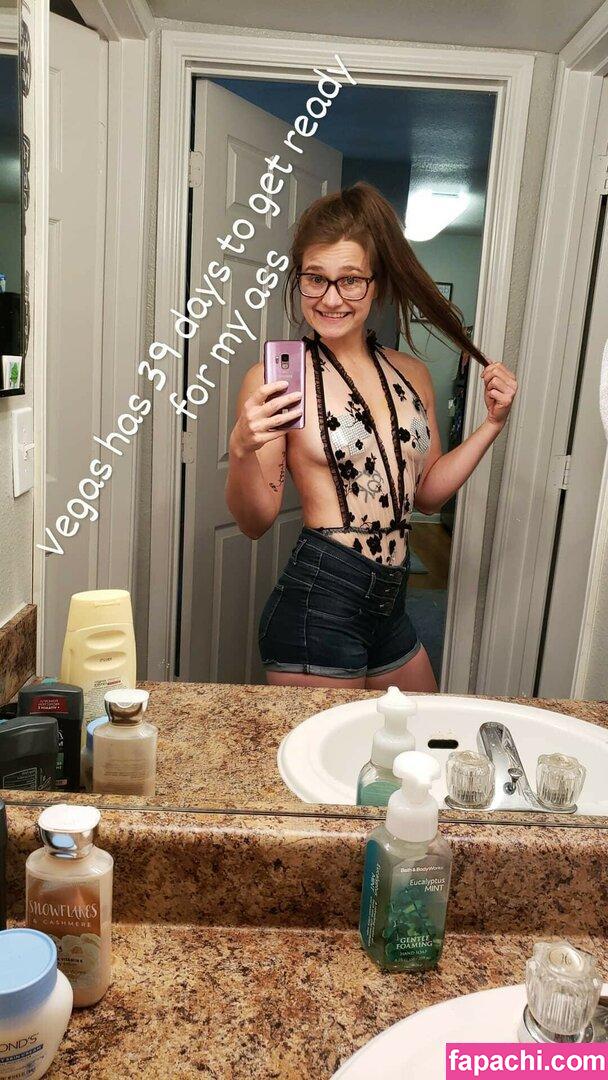Queen Amber / abaggz / amberqueenstore / fitfeet2021 / queen_beeeee / returnofthe-A / thefittestfeet leaked nude photo #0034 from OnlyFans/Patreon