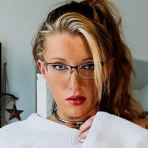 queenofkink87 avatar