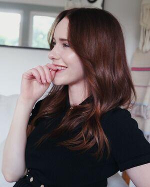 Rachel Brosnahan leaked media #0361