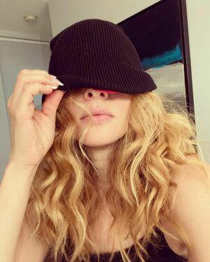 Rachelle Lefevre leaked media #0004