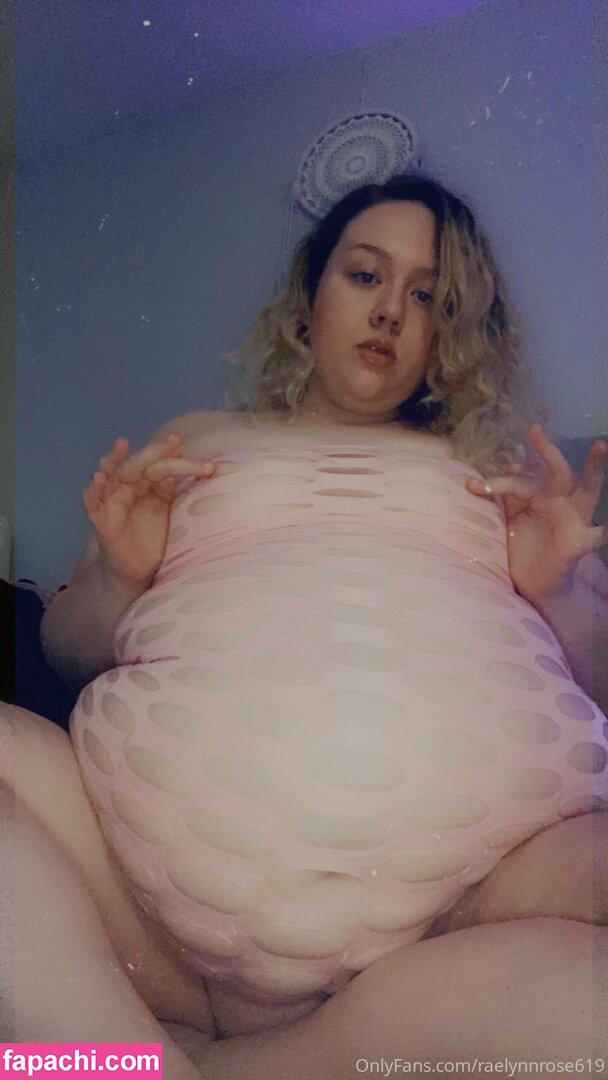 raelynnrose619 / pizza_rowe leaked nude photo #0012 from OnlyFans/Patreon