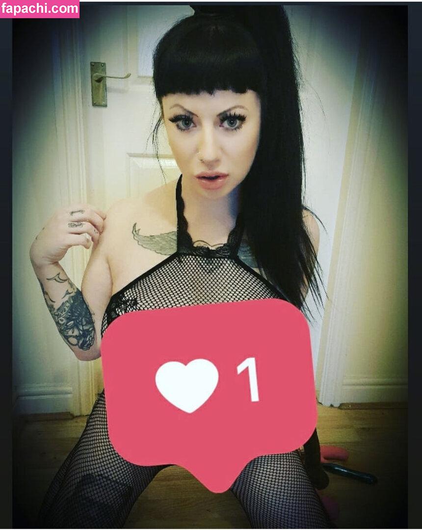 Rebel Rox / rebelroxxxx / spookshow_charlie leaked nude photo #0004 from OnlyFans/Patreon