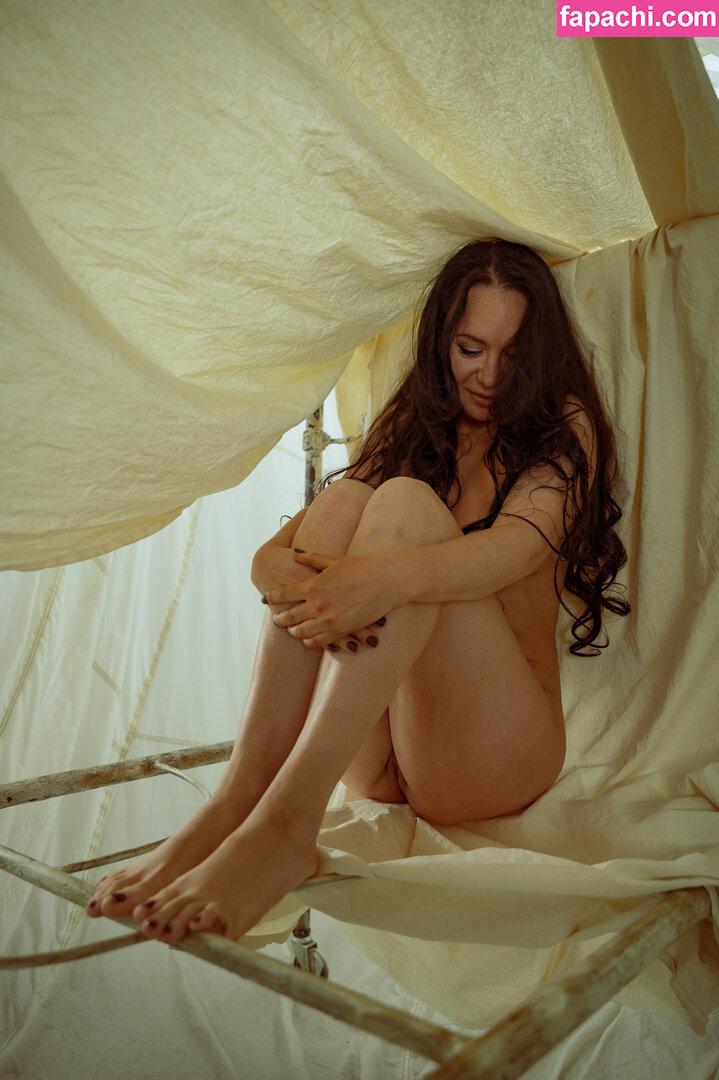 Renata Fleur / Renata Kondratuk leaked nude photo #0010 from OnlyFans/Patreon