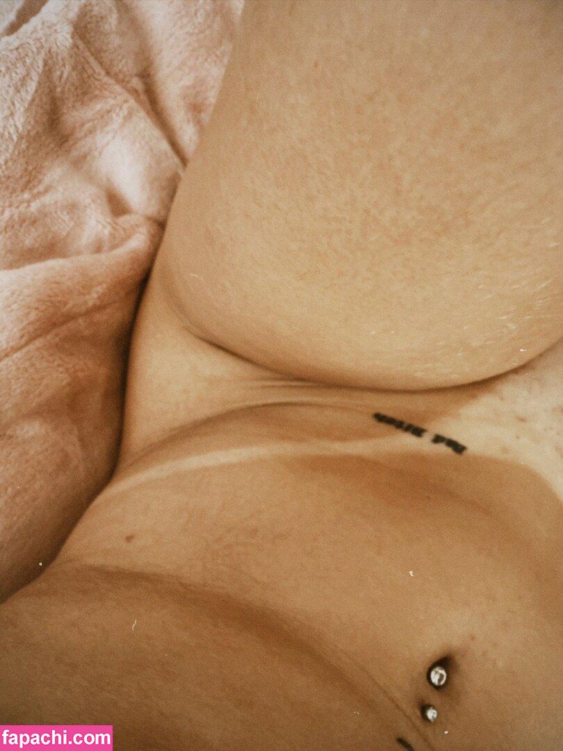 Renata Soares / renatchenham leaked nude photo #0002 from OnlyFans/Patreon