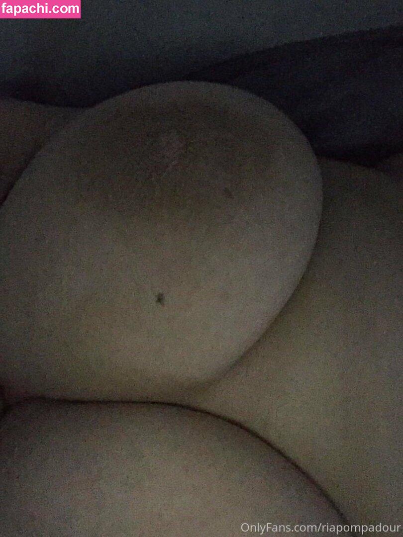 Ria Pompadour / BBW with F Cup / _baberia_xx / riapompadour leaked nude photo #0032 from OnlyFans/Patreon