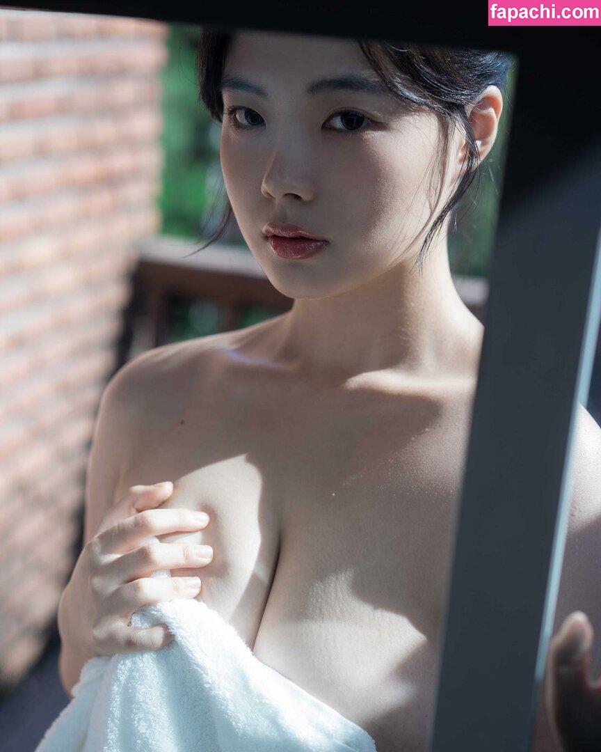 Roah Leehee / 2roo_aa leaked nude photo #0005 from OnlyFans/Patreon