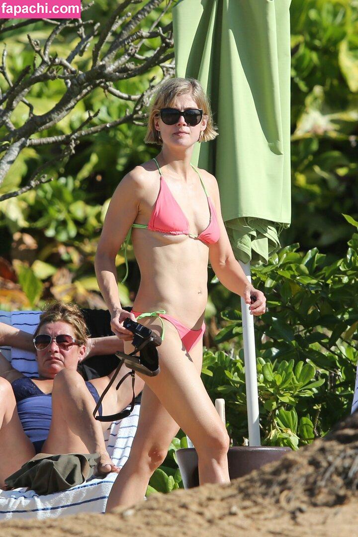 Rosamund Pike / mspike leaked nude photo #0128 from OnlyFans/Patreon