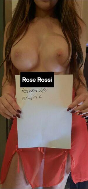 Roserossixoxo leaked media #0002