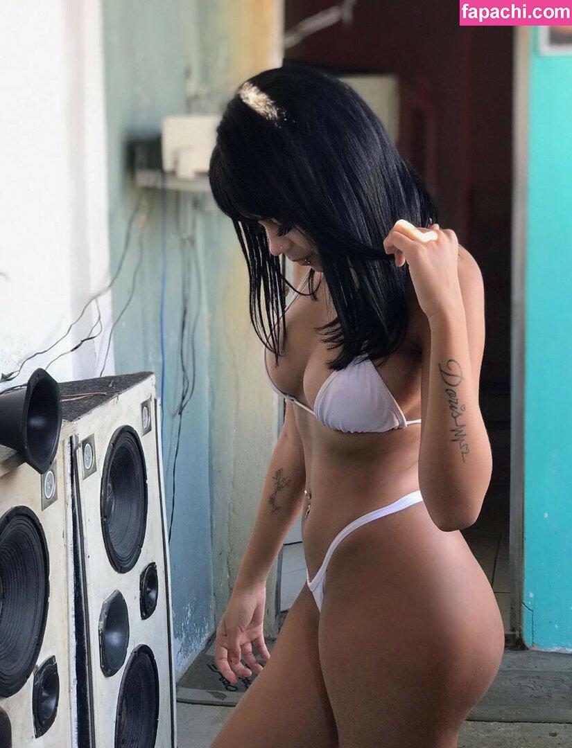 sarinhaofc___ / sarinha_ofc20 leaked nude photo #0002 from OnlyFans/Patreon