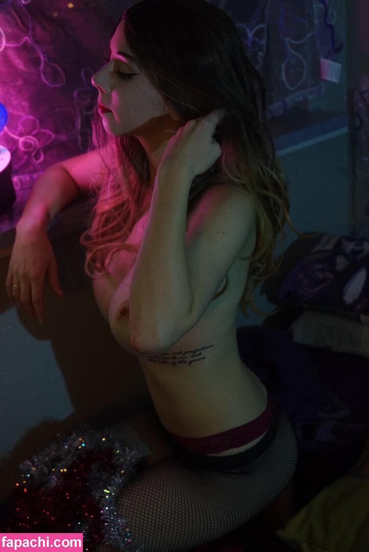 Shannnwow / Shannnwow44 / ShannyPlays / playsshanny / shannwow44 leaked nude photo #0152 from OnlyFans/Patreon