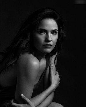 Shelley Hennig leaked media #0158