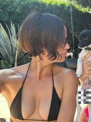 Shelley Hennig leaked media #0170