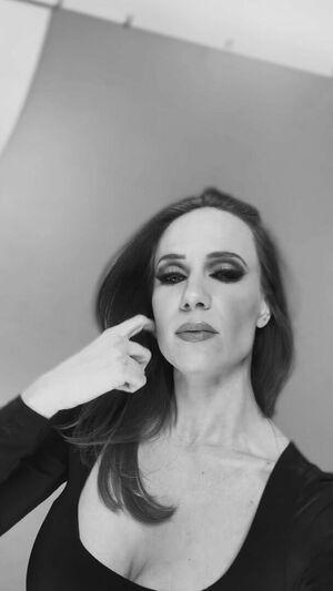 Simone Simons leaked media #0031