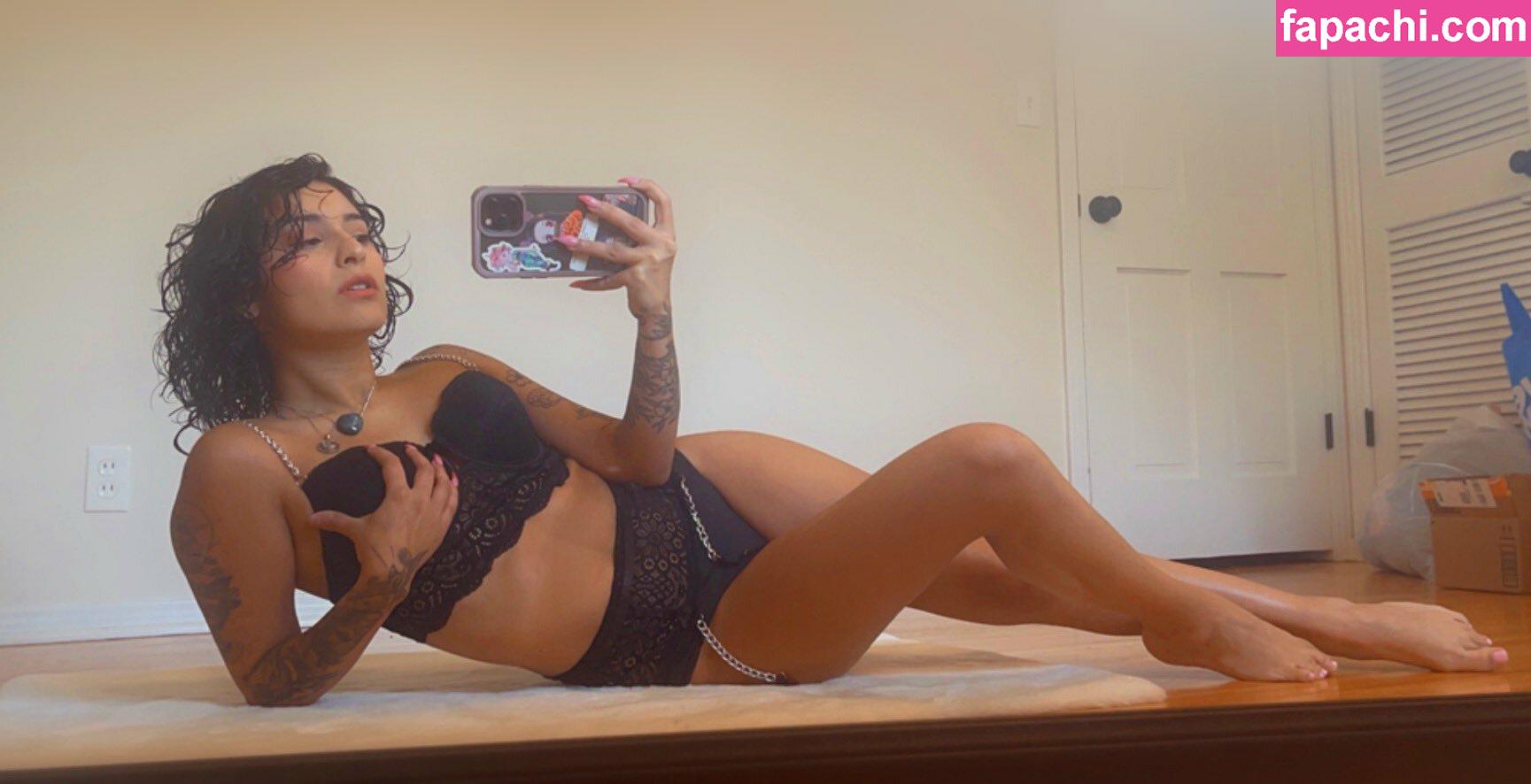 Simply Arabella / simplyarabella / simplyarabellaa leaked nude photo #0003 from OnlyFans/Patreon